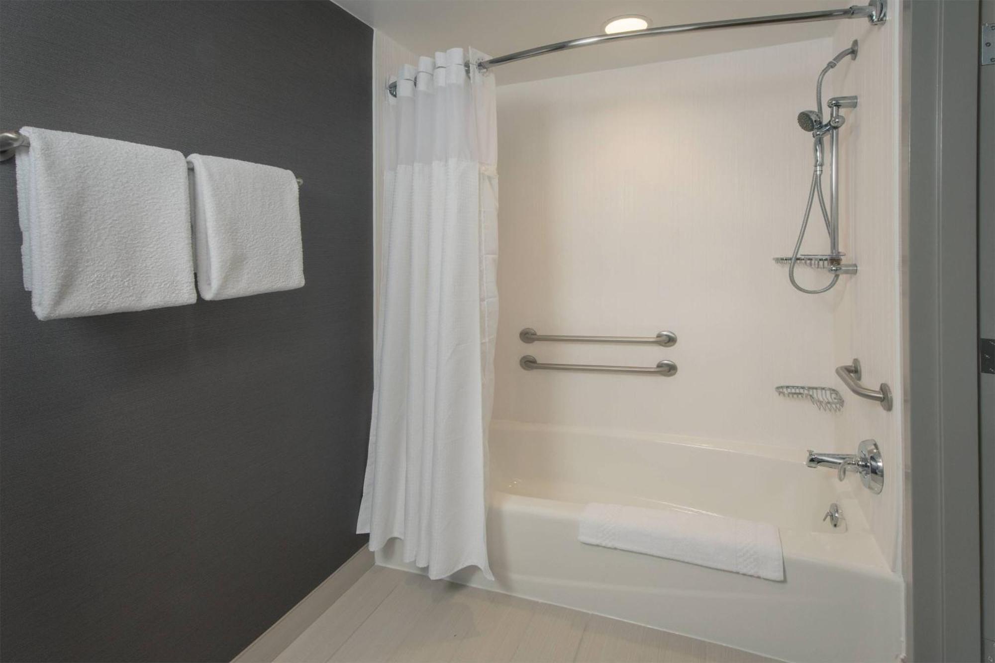 Courtyard By Marriott Frederick Ξενοδοχείο Εξωτερικό φωτογραφία